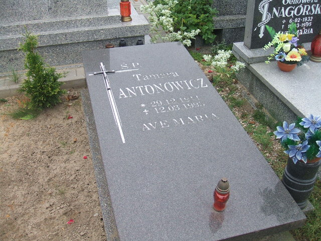 Grób Tamara Antonowicz