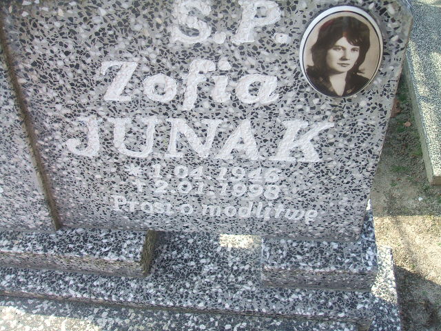Zofia Junak 1946 Lubsko - Grobonet - Wyszukiwarka osób pochowanych