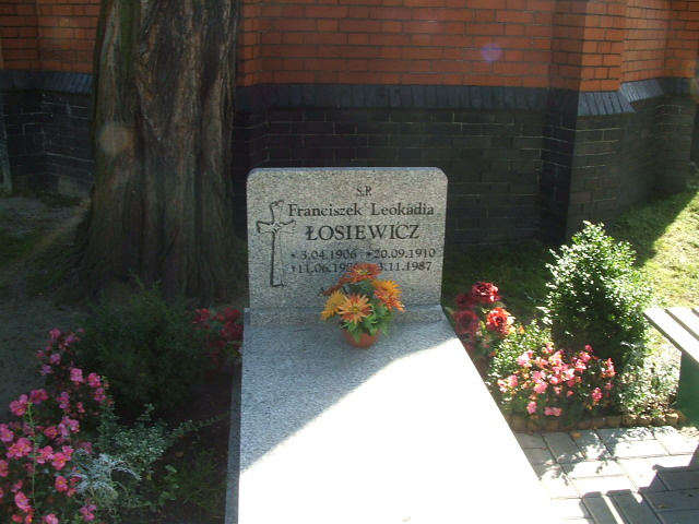 Grób Leokadia Łosiewicz