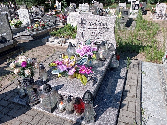 Grób Maria Pazdan